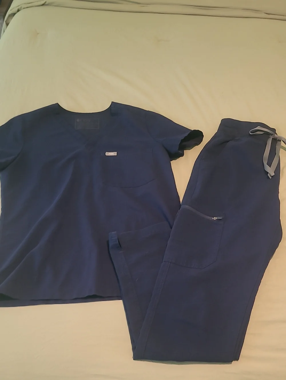 FIGS Navy Blue Scrub Top and Jogger Set